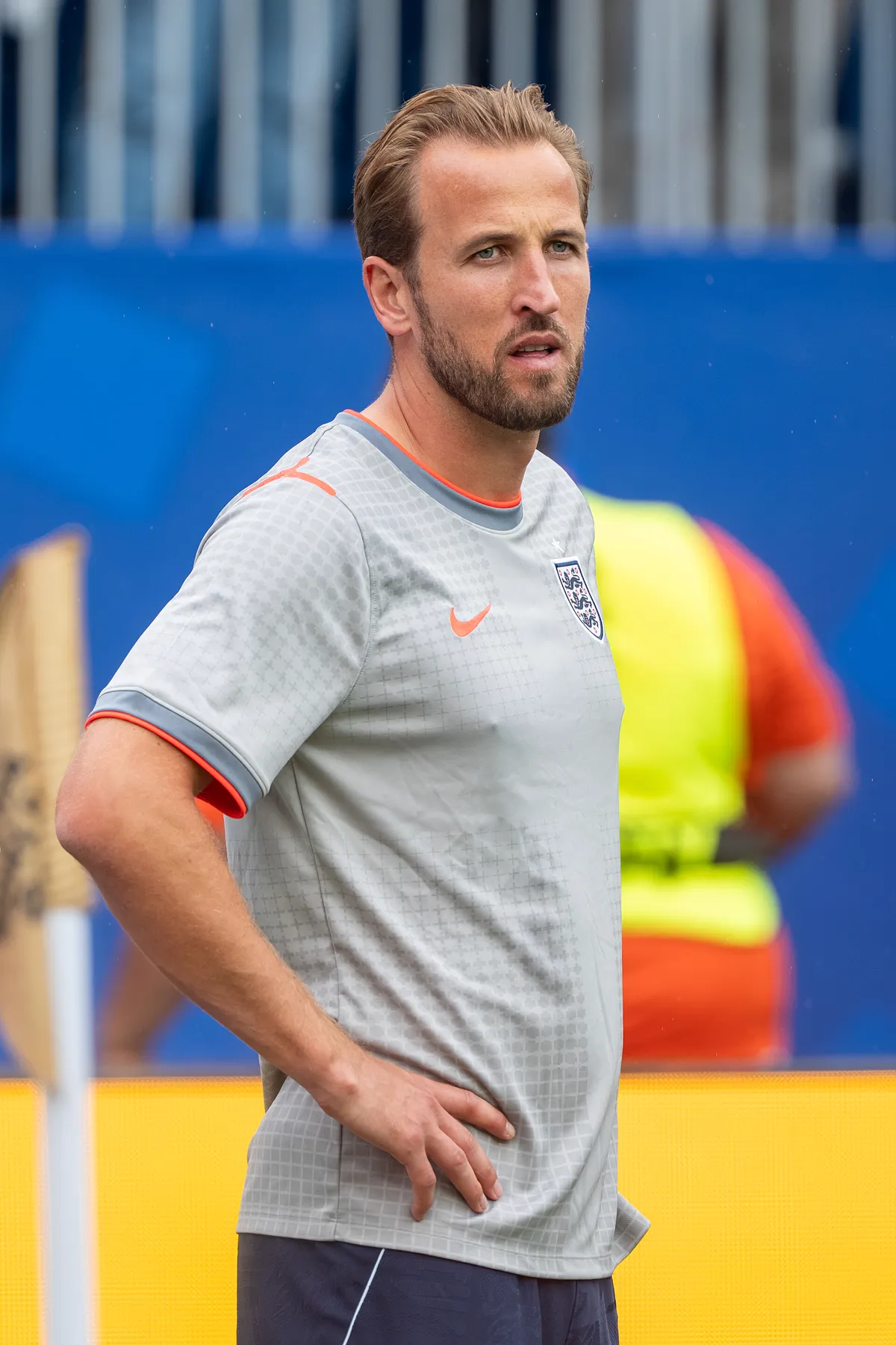 Harry Kane in an England training top